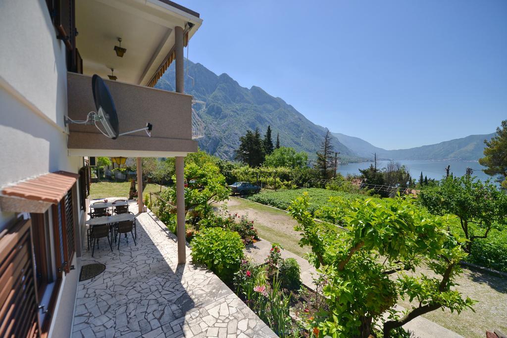 B & M Apartments Kotor Chambre photo